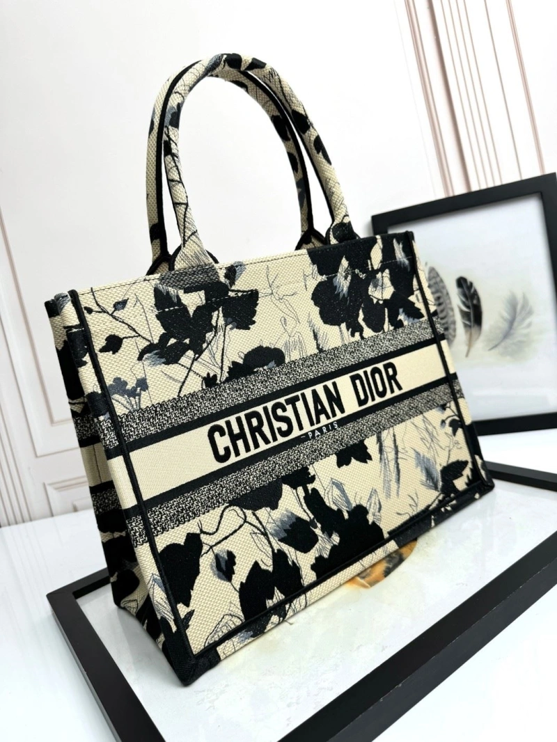EyeCatching Dxxr Shopping Bags 60950