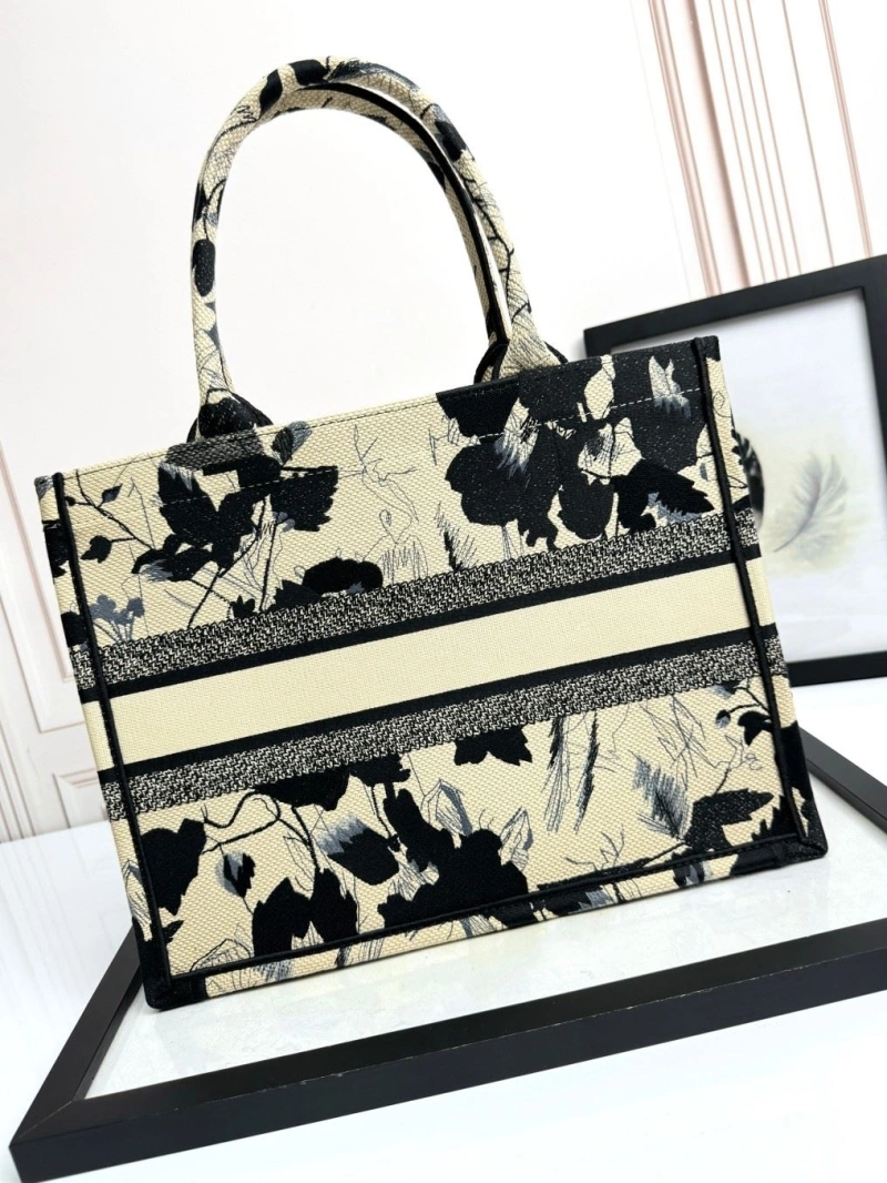 EyeCatching Dxxr Shopping Bags 60950