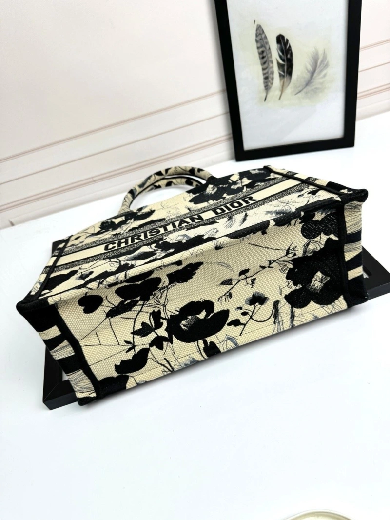 EyeCatching Dxxr Shopping Bags 60950