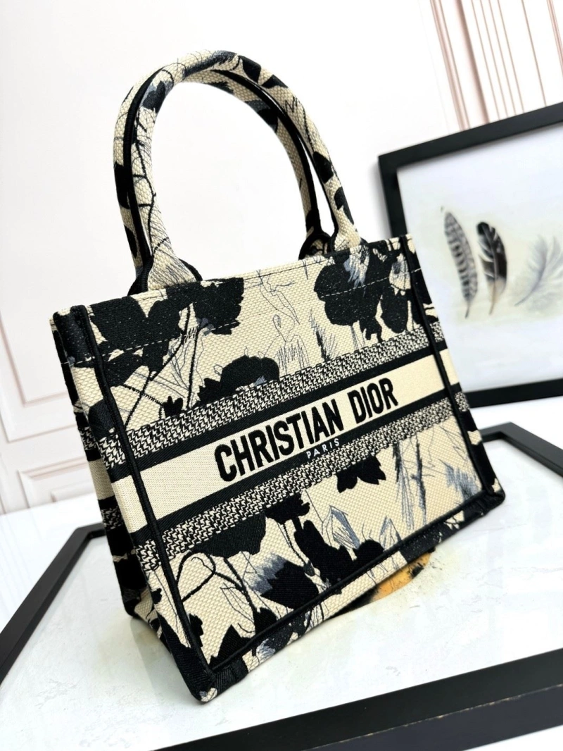 Comfortable Dxxr Shopping Bags 60967
