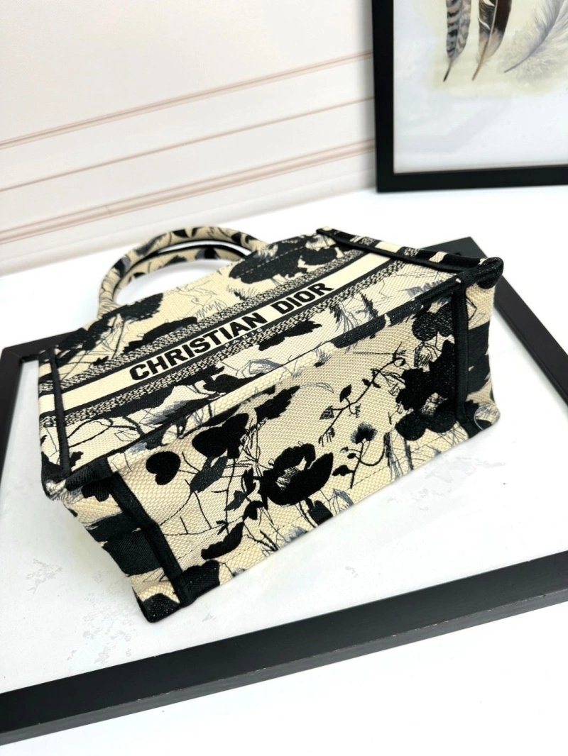 Comfortable Dxxr Shopping Bags 60967