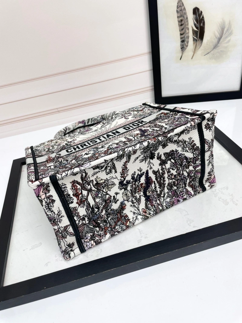 EyeCatching Dxxr Shopping Bags 60940