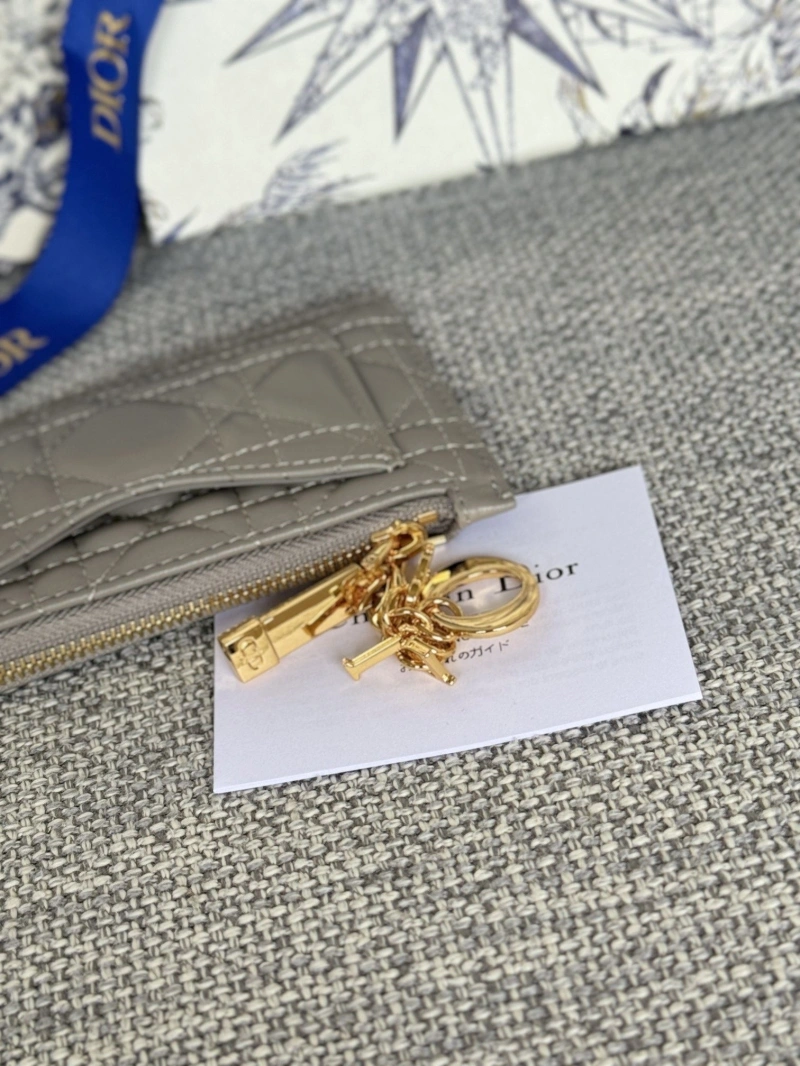 Trendsetting Dxxr Wallets 60821