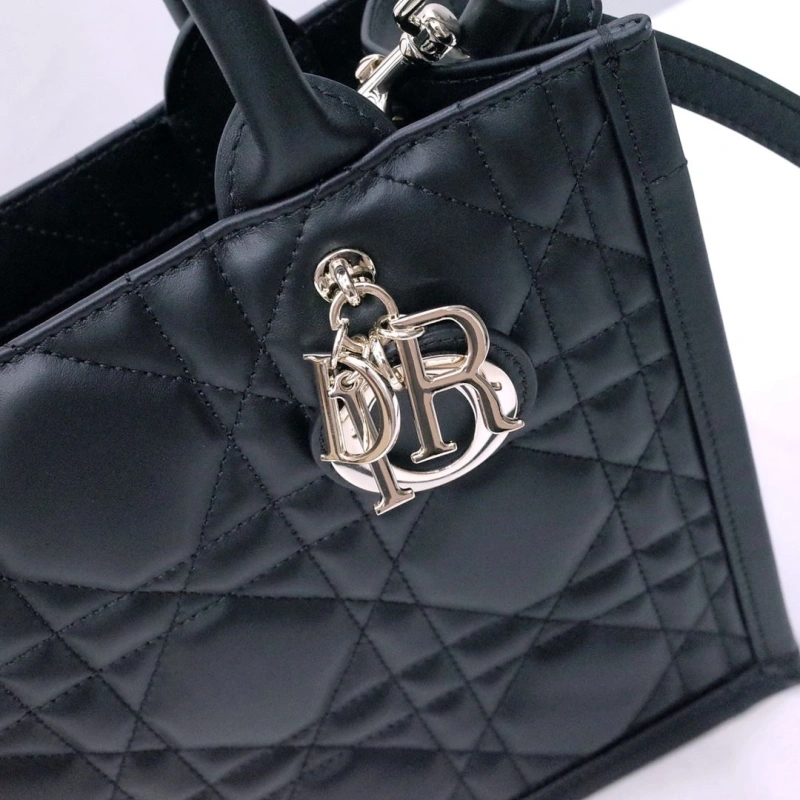 Bright Dxxr Shopping Bags 60896