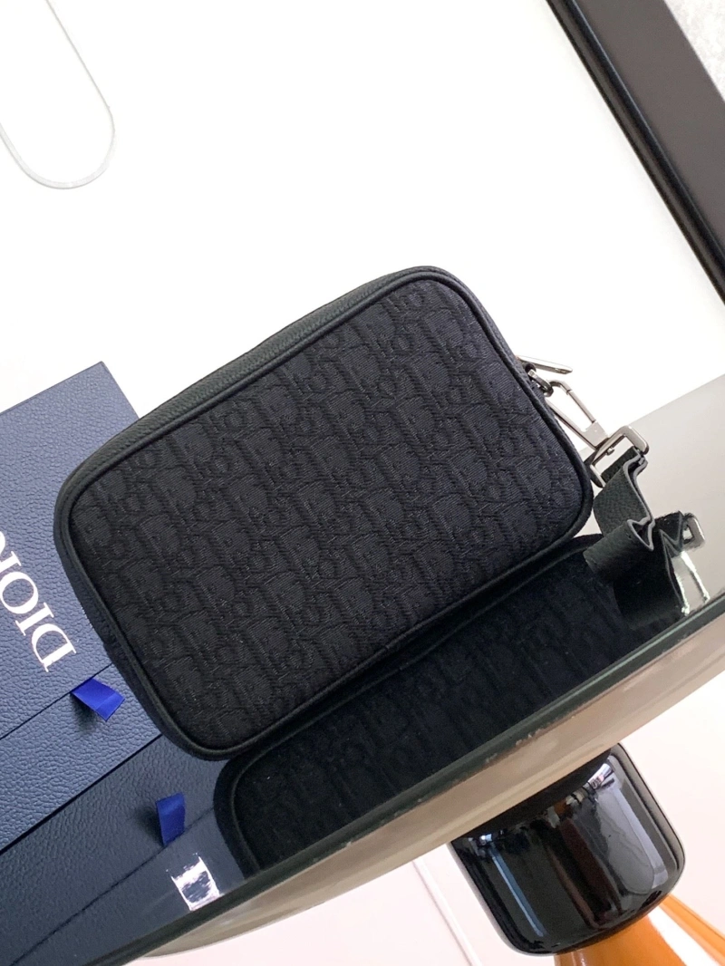 Flexible Dxxr Clutch Bags 61045