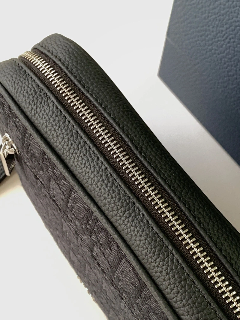 Flexible Dxxr Clutch Bags 61045