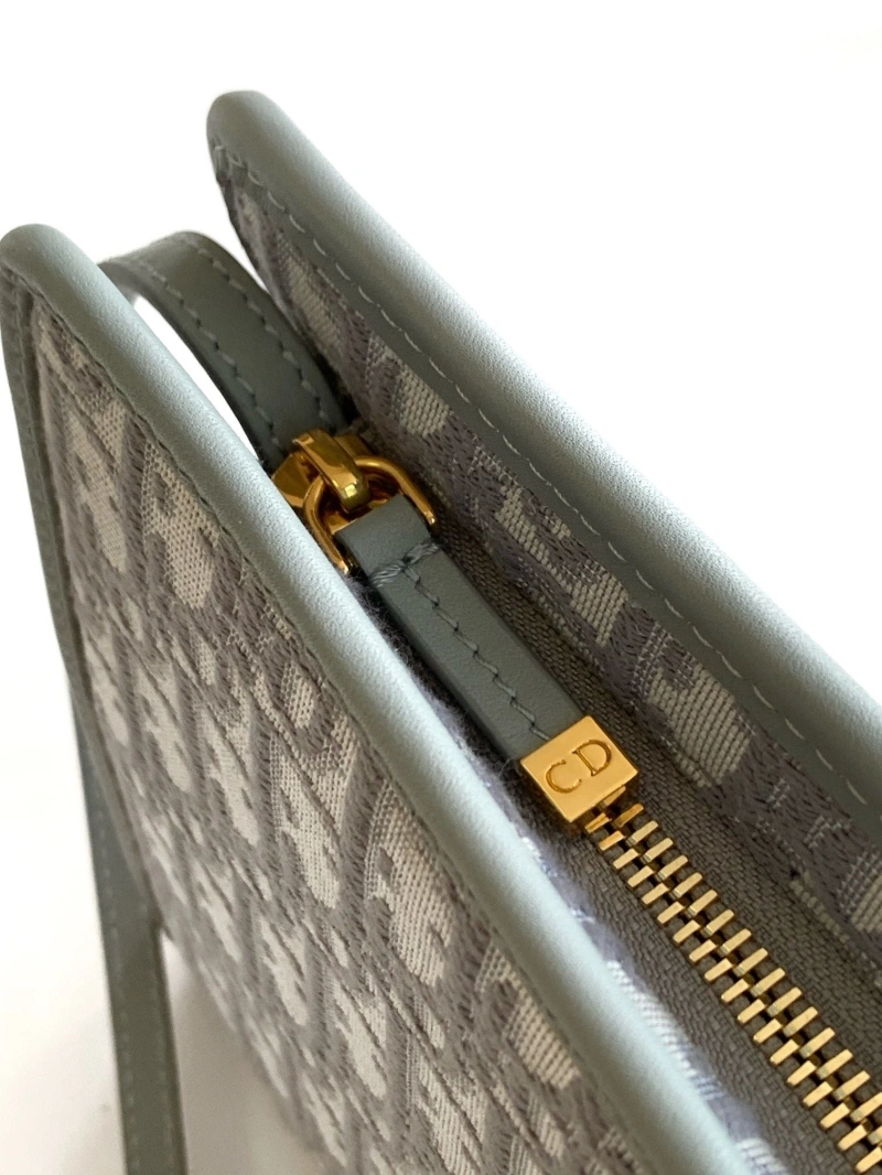 Bold Dxxr Clutch Bags 61021