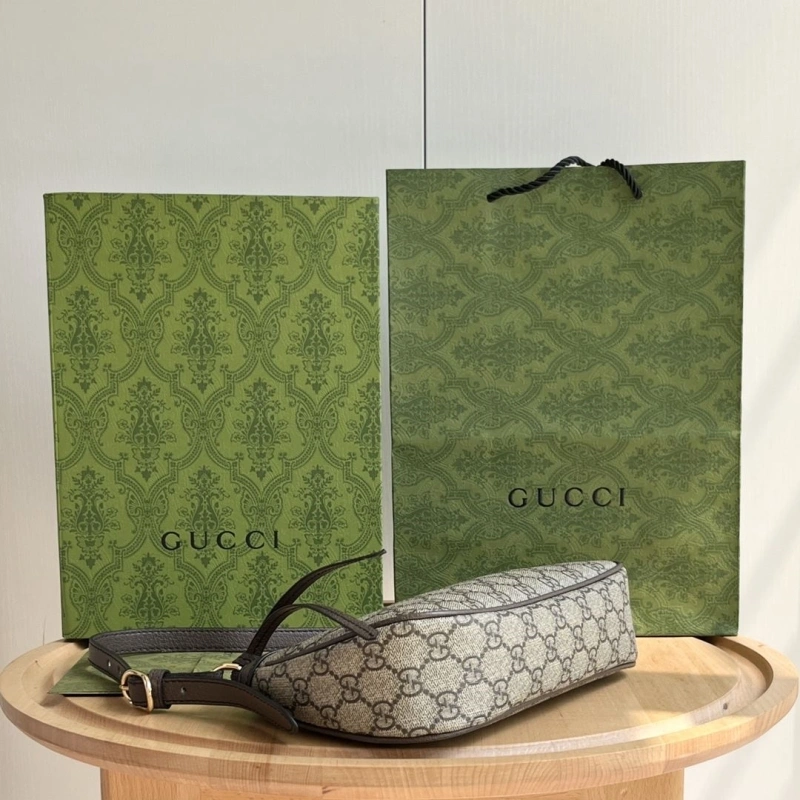 WellDesigned Gxccx Top Handle Bags 51875