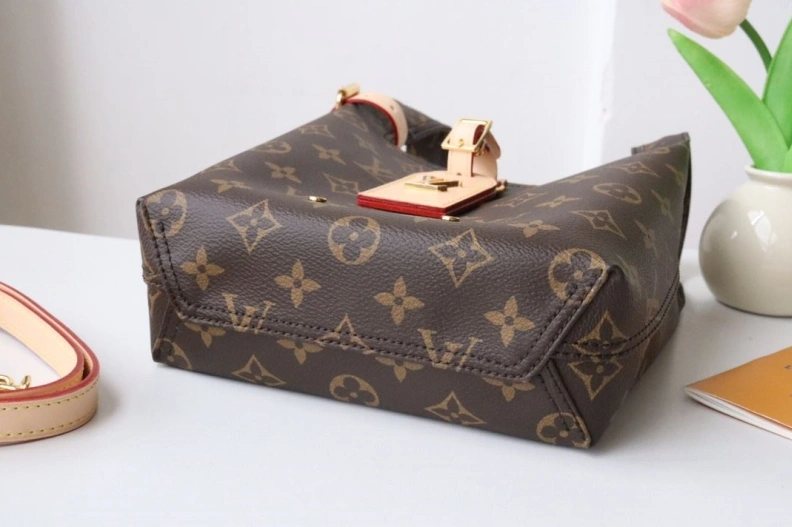 Sophisticated LX Top Handle Bags 17881