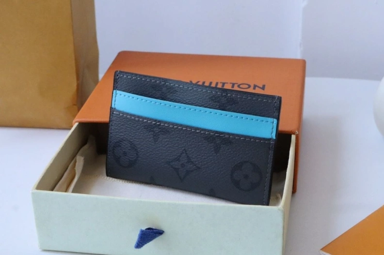 Sophisticated LX Wallets 17877