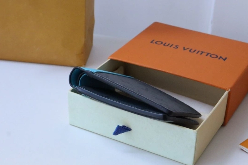 Compact LX Wallets 17894