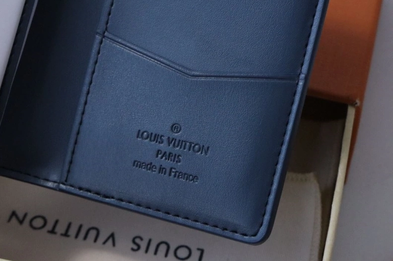 Fashionable LX Wallets 17863