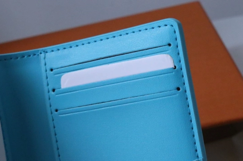Unique LX Wallets 17871