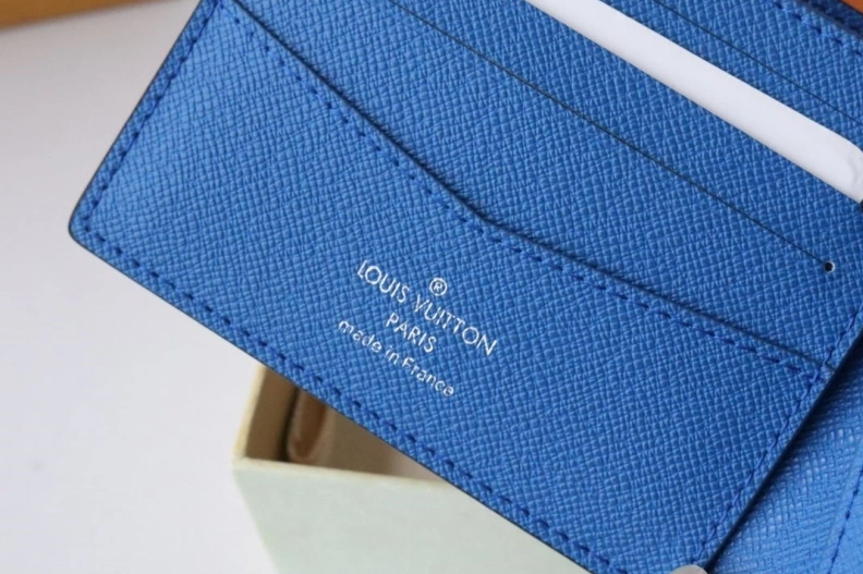 Sophisticated LX Wallets 17870