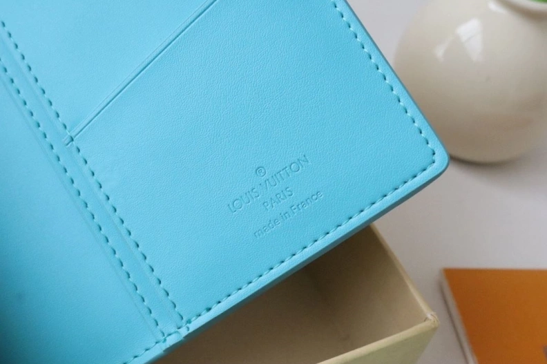 Cozy LX Wallets 17874
