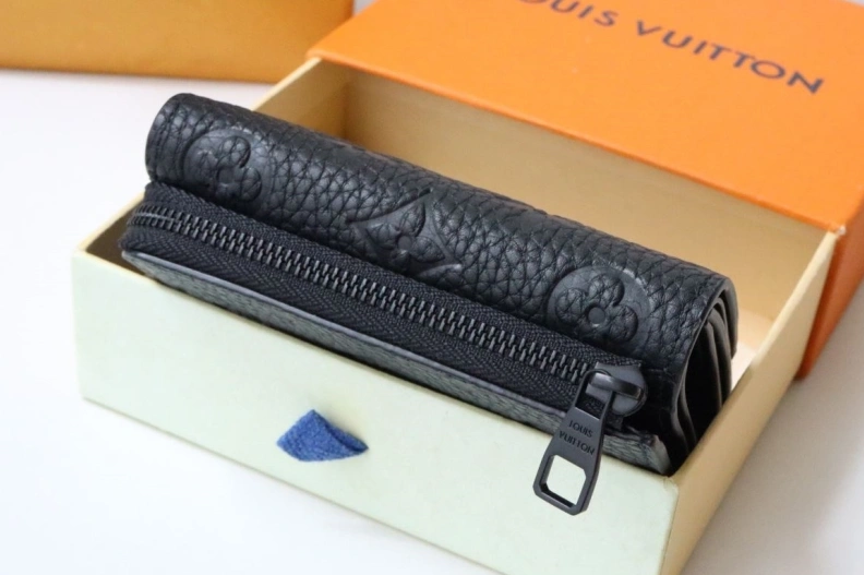 Trendy LX Wallets 17855