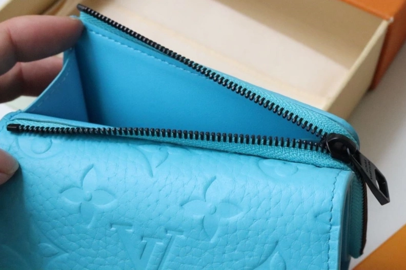 Efficient LX Wallets 17845