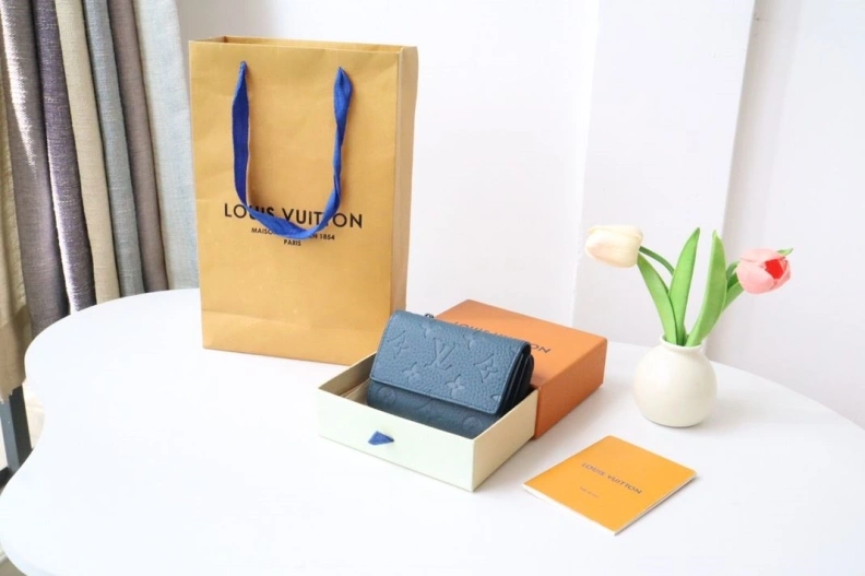 LX Wallets SportInspired 17840