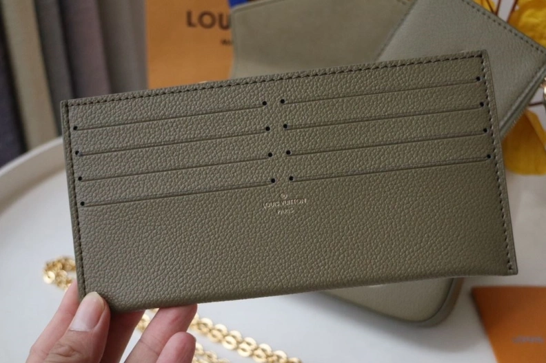 Sophisticated LX Wallets 17851