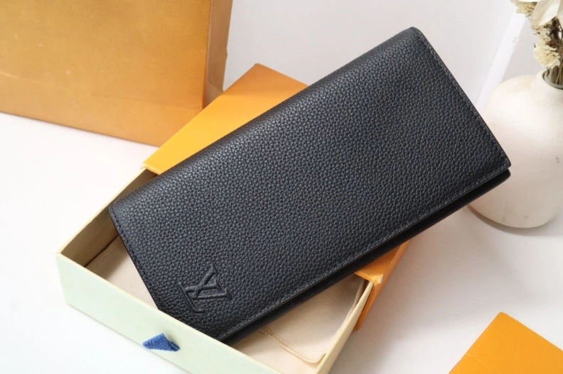 Modern LX Wallets 17856