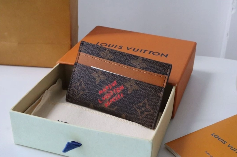 Comfortable LX Wallets 17843