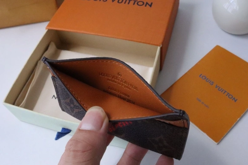 Comfortable LX Wallets 17843