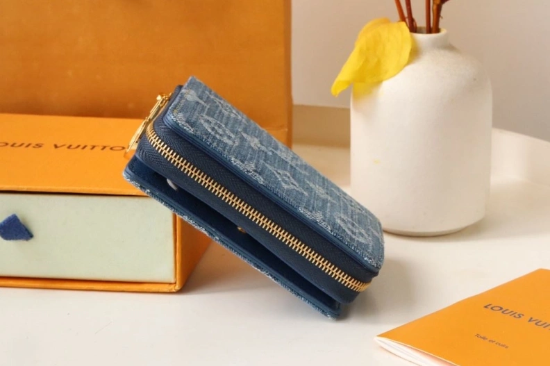 Soft LX Wallets 17839