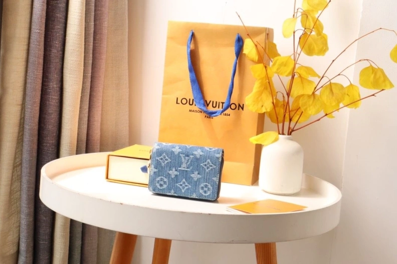 Soft LX Wallets 17839