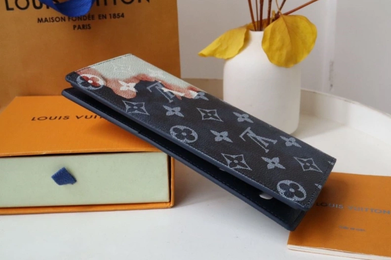 Trendy LX Wallets 17847