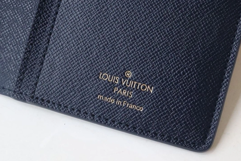 Trendy LX Wallets 17847