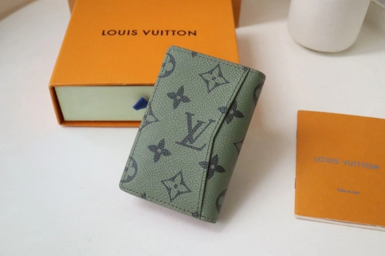 Soft LX Wallets 17836