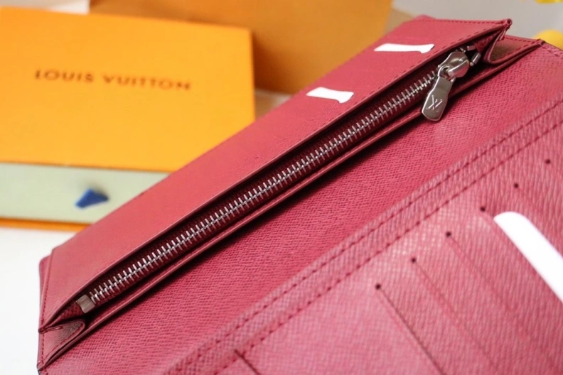 Compact LX Wallets 17829