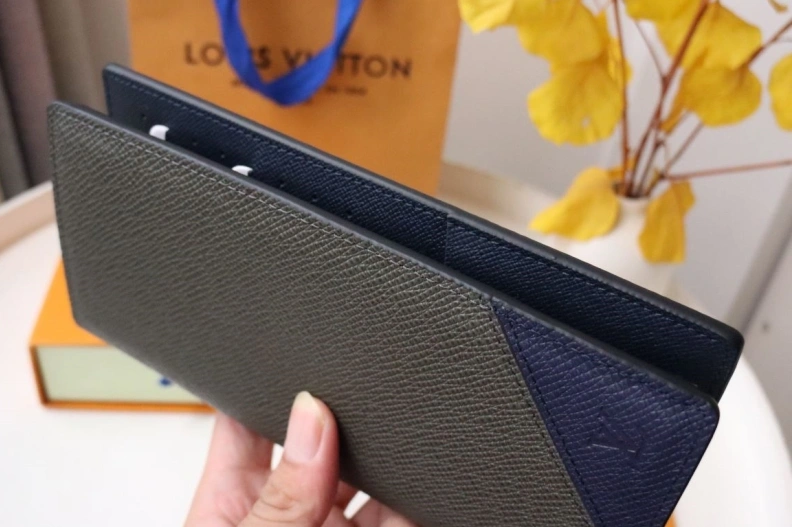 WellDesigned LX Wallets 17819