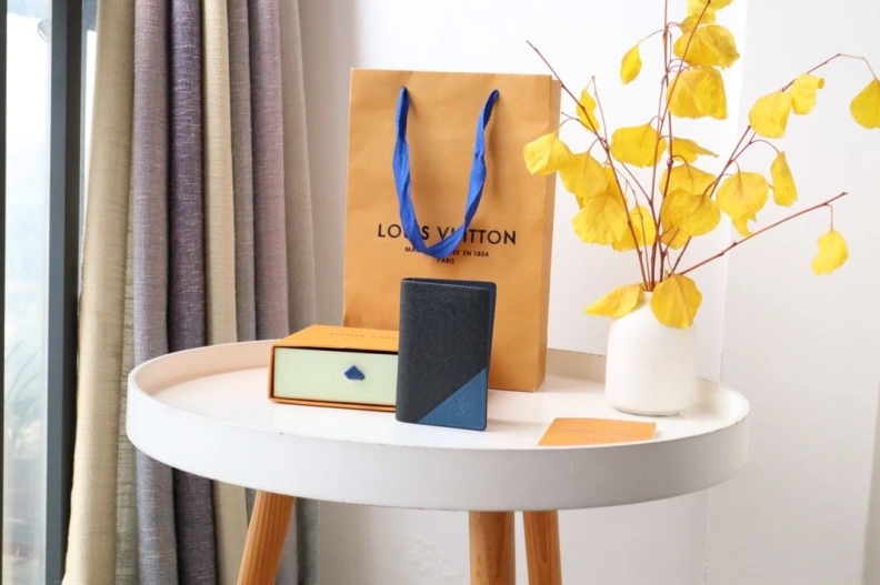 EyeCatching LX Wallets 17815