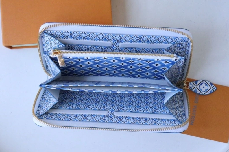 LX Wallets Comfortable 17820