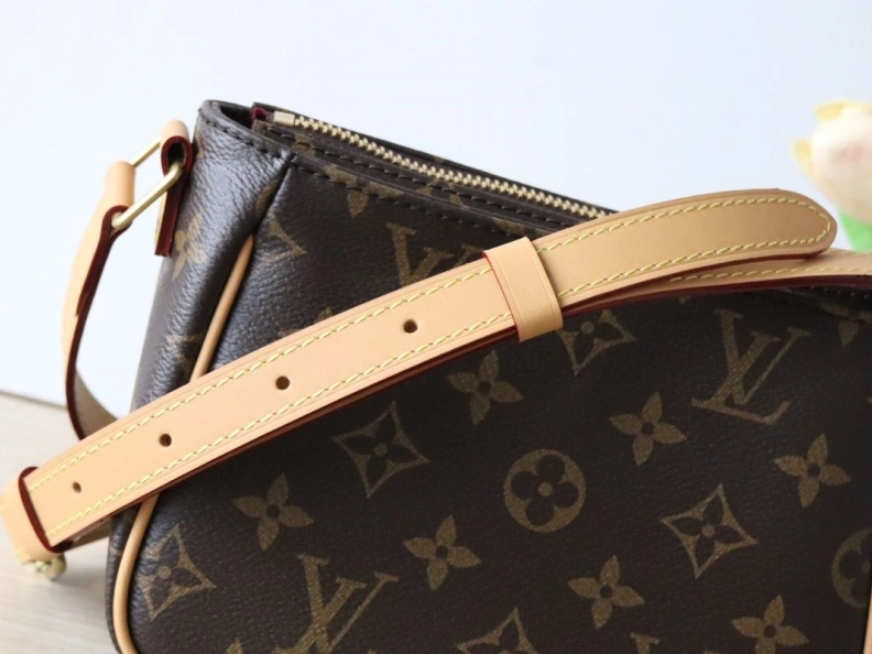 StreetReady LX Satchel bags 17890