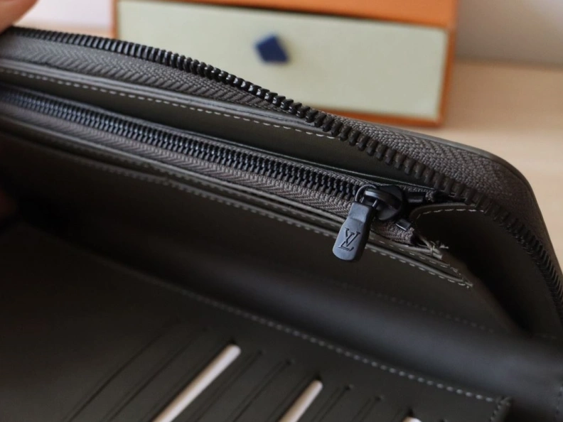 LX Wallets Classic 17825