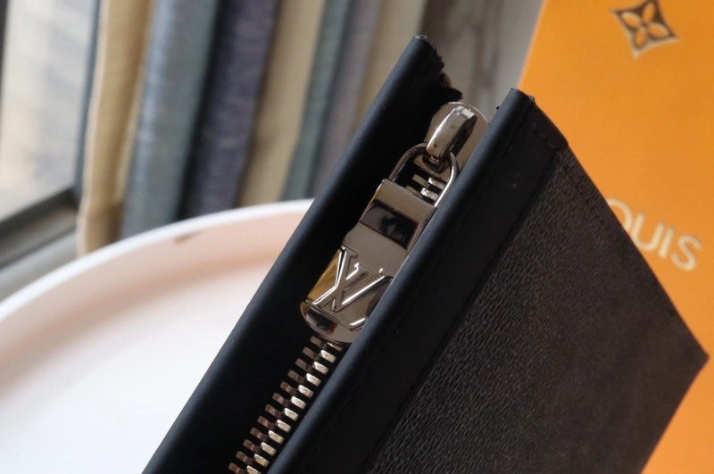Trendsetting LX Clutch Bags 15865