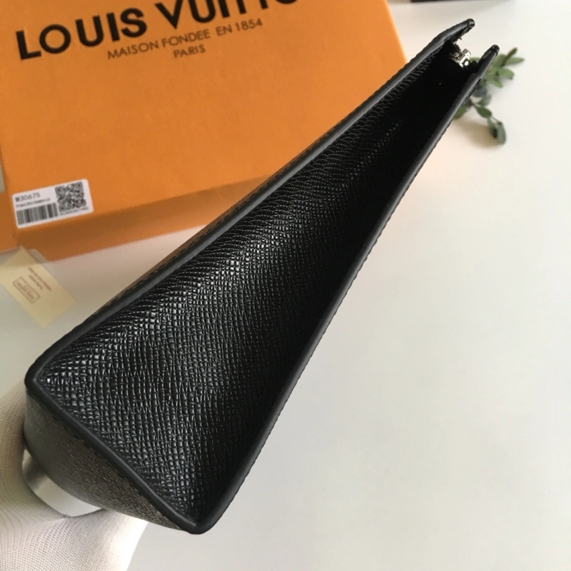 Bold LX Clutch Bags 15879