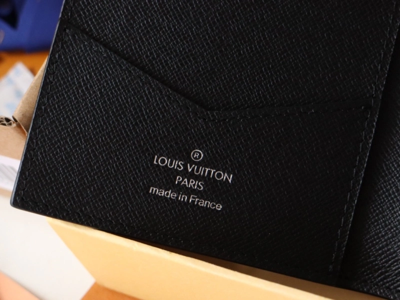 LX Wallets Functional 15860