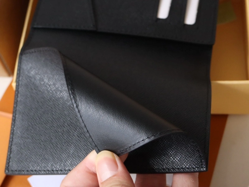 LX Wallets Functional 15860