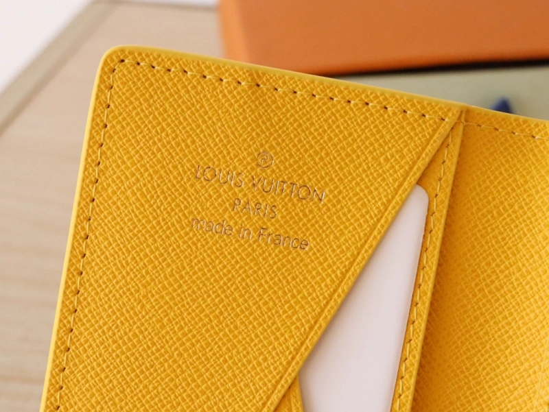 Popular LX Wallets 15856
