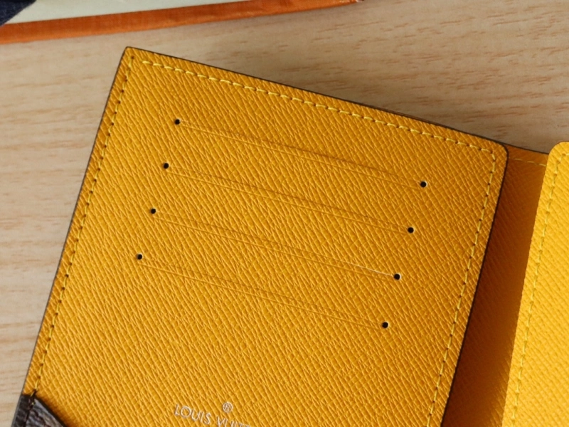 LX Wallets HighQuality 15843