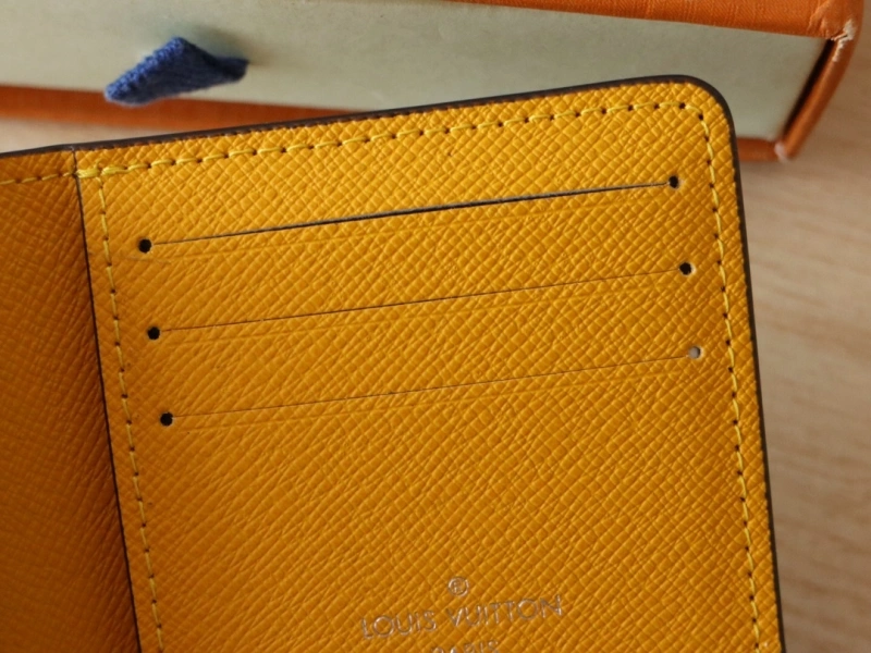 LX Wallets Comfortable 15840