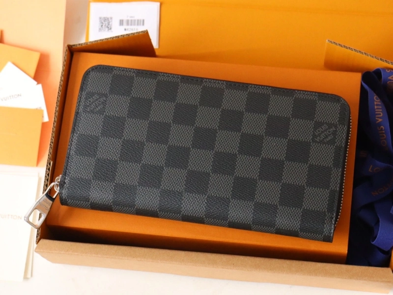 EyeCatching LX Wallets 15837