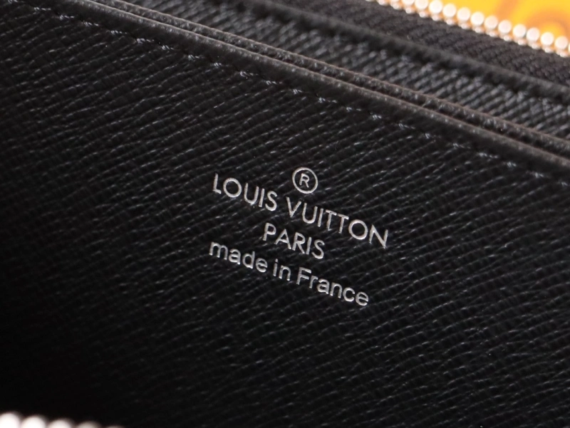 EyeCatching LX Wallets 15837