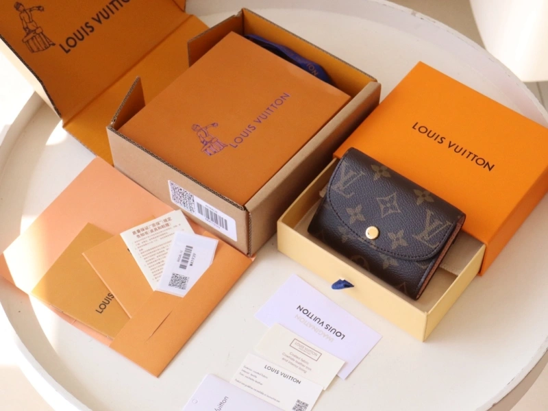 Sophisticated LX Wallets 15803