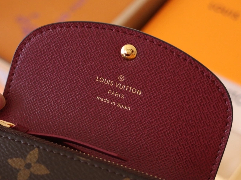 Sophisticated LX Wallets 15803