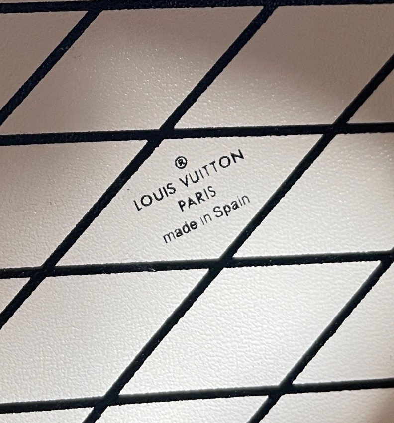 Unique LX Round Bags 12107