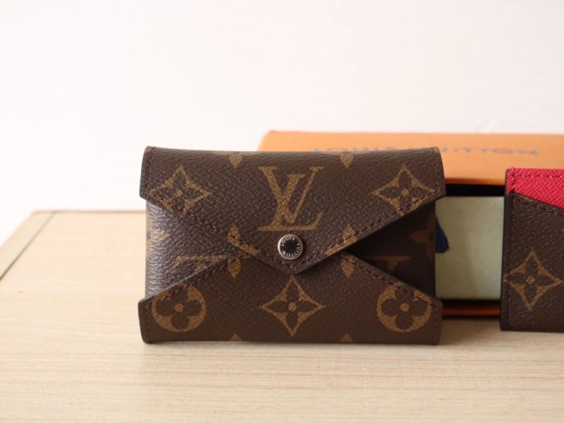 LX Wallets Functional 12071